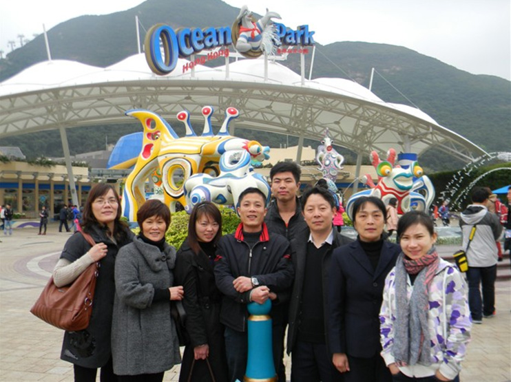 2012年元宵节公司组织管理职工香港一行